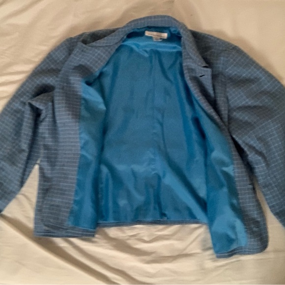 Women’s Plus Size Blue Checkered Jacket - Picture 3 of 4